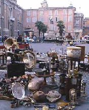 MERCATINO DELL' ANTIQUARIATO