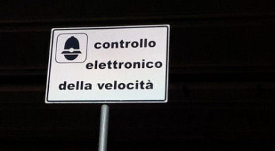 Servizi di controllo della velocit&agrave; a mezzo apparecchiatura Velomatic ...